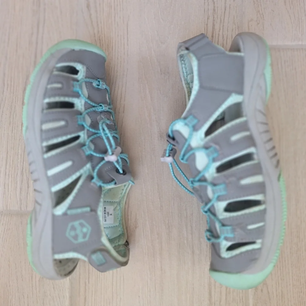 Khombu Crystal Women's Athletic Water Ready Closed Toe Hiking Sandals -  Size 7